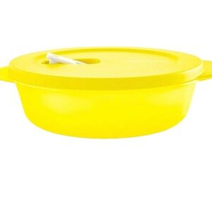 Tupperware Crystal Wave Yellow vented Microwave Safe container EUC